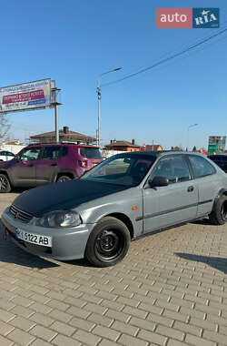 Хэтчбек Honda Civic 1999 в Вишневом