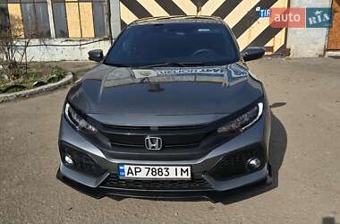 Хэтчбек Honda Civic 2019 в Запорожье