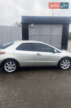 Хетчбек Honda Civic 2008 в 