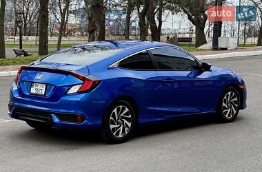 Купе Honda Civic 2016 в 