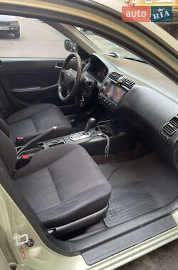 Седан Honda Civic 2005 в 
