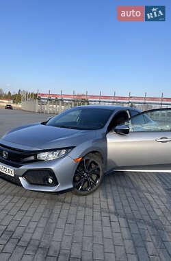 Хэтчбек Honda Civic 2017 в 