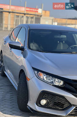 Хэтчбек Honda Civic 2017 в 