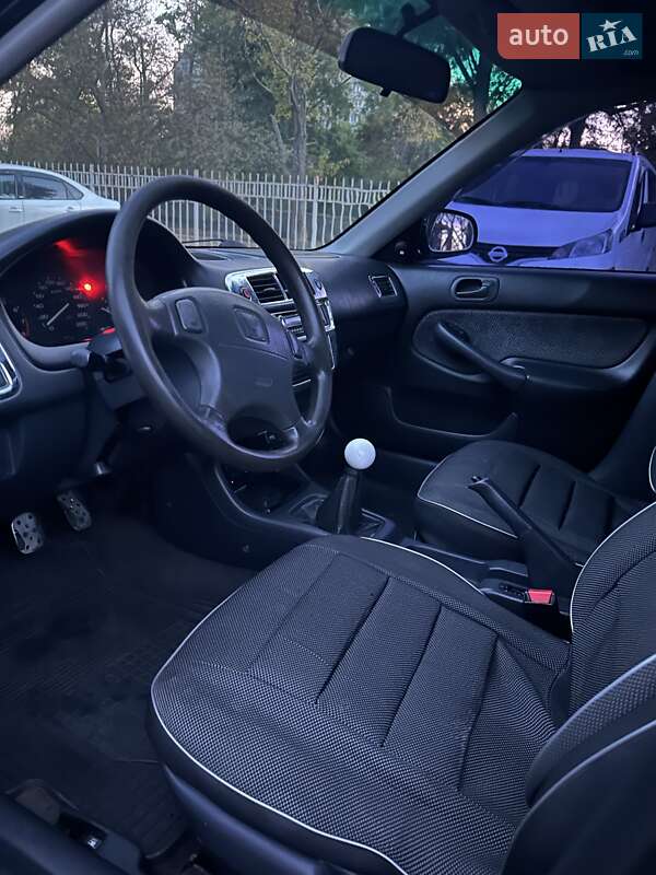 Седан Honda Civic 1996 в Одессе