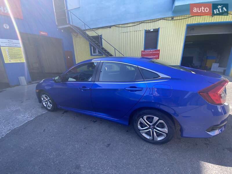 Седан Honda Civic 2018 в Києві