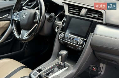 Купе Honda Civic 2018 в 