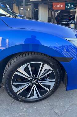Седан Honda Civic 2016 в 