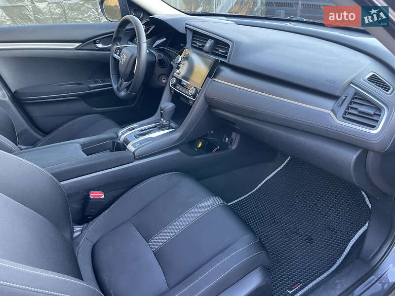 Седан Honda Civic 2020 в Ирпене
