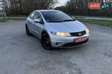 Хэтчбек Honda Civic 2010 в 