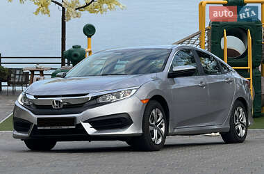 Седан Honda Civic 2017 в 