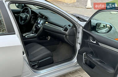 Седан Honda Civic 2017 в 