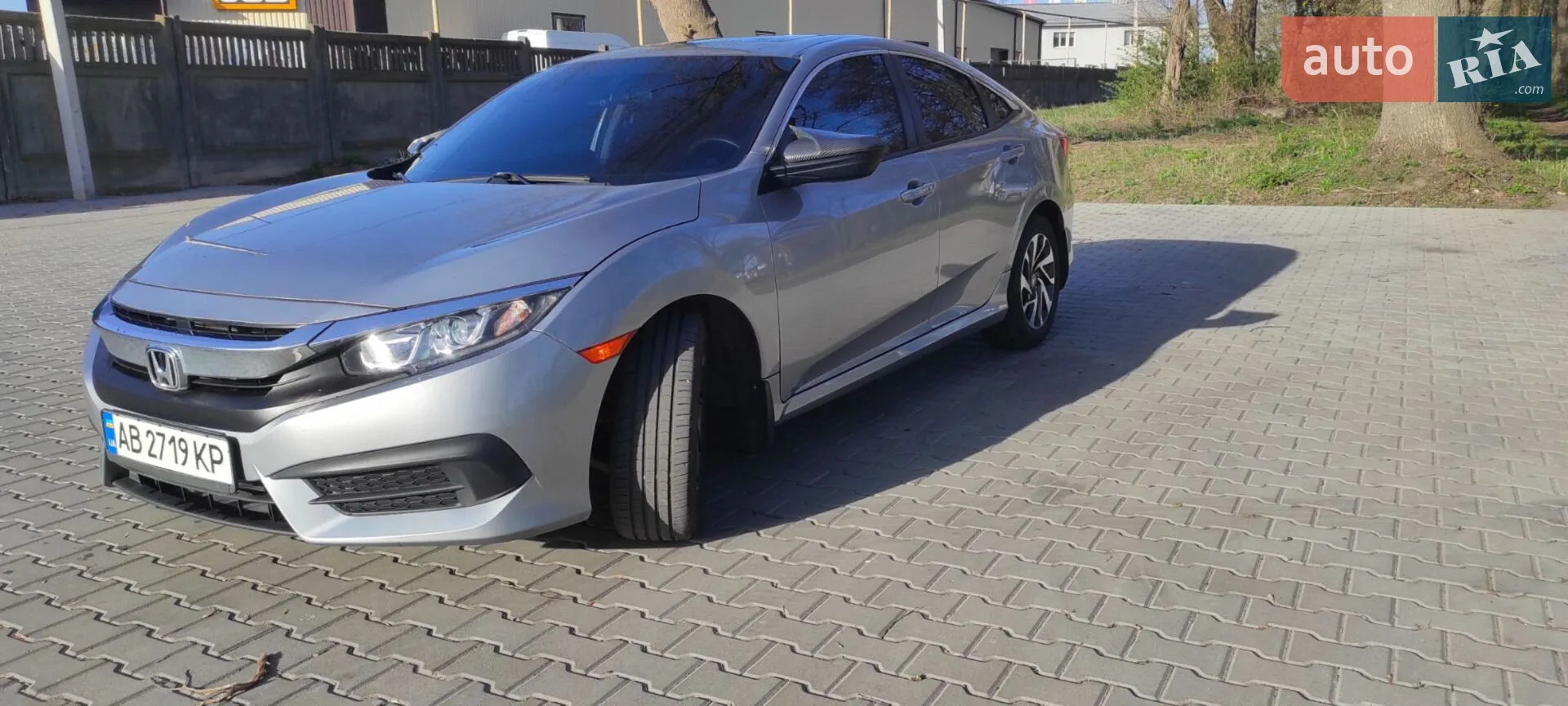 2016 Honda Civic - фото 1