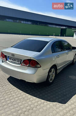 Хэтчбек Honda Civic 2007 в 