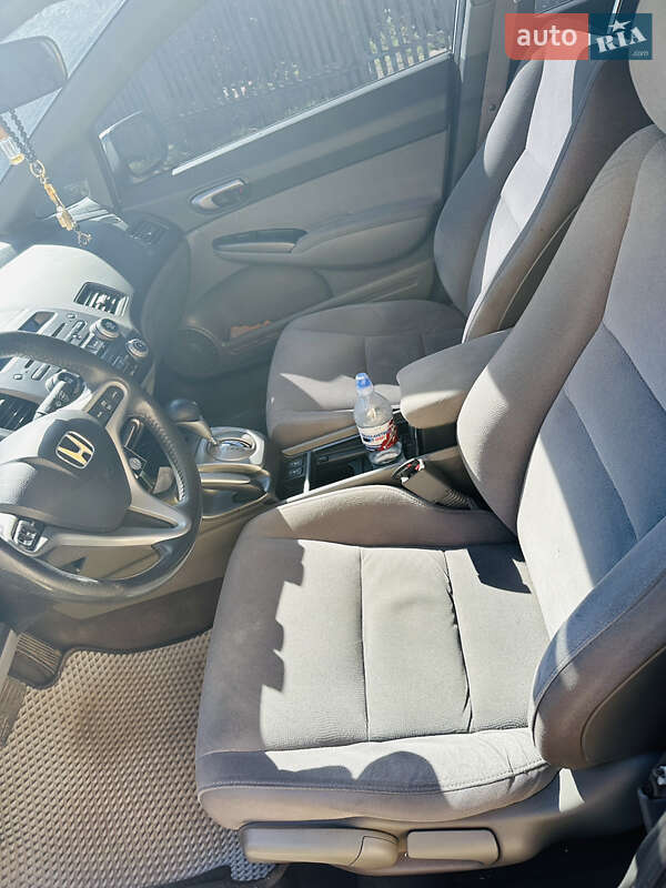 Седан Honda Civic 2006 в Кривому Розі