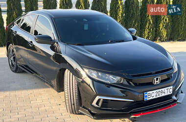 Седан Honda Civic 2019 в Львове