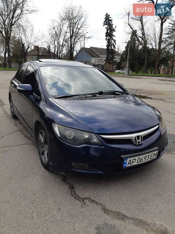 Седан Honda Civic 2007 в Запорожье