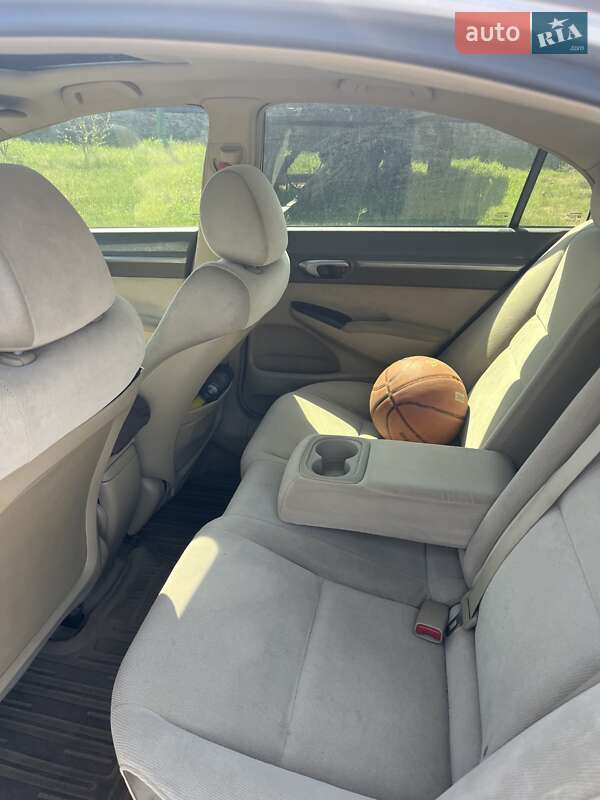 Седан Honda Civic 2006 в Одессе