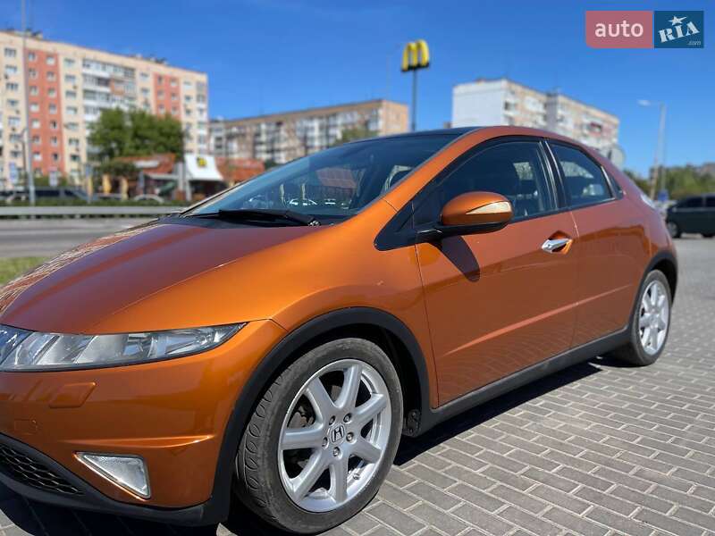Хэтчбек Honda Civic 2008 в 