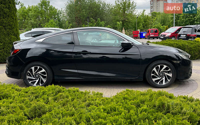 Купе Honda Civic 2016 в Львове