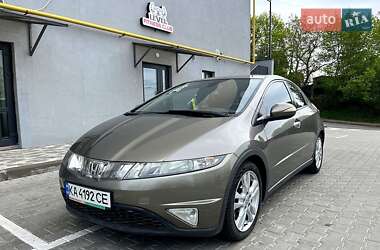 Хэтчбек Honda Civic 2007 в 