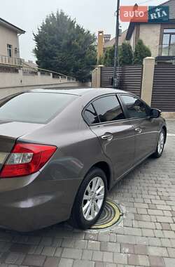 Седан Honda Civic 2012 в 