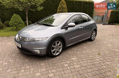 Хетчбек Honda Civic 2006 в 