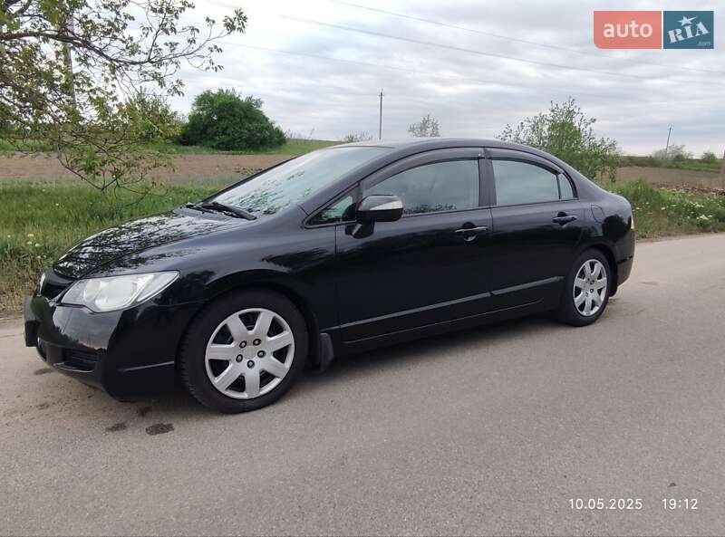 Седан Honda Civic 2007 в Первомайську