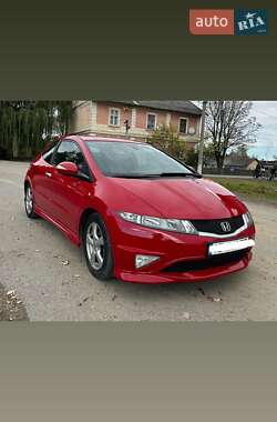 Купе Honda Civic 2010 в Черновцах