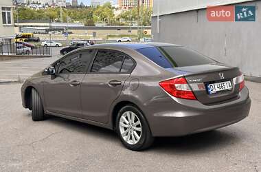 Седан Honda Civic 2012 в 