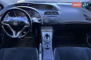 Хэтчбек Honda Civic 2007 в 