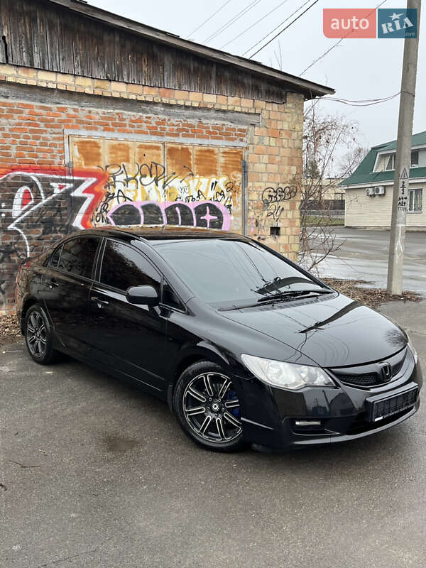 Седан Honda Civic 2009 в Немішаєве