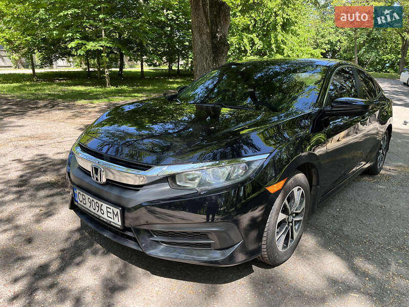 Седан Honda Civic 2018 в Чернігові