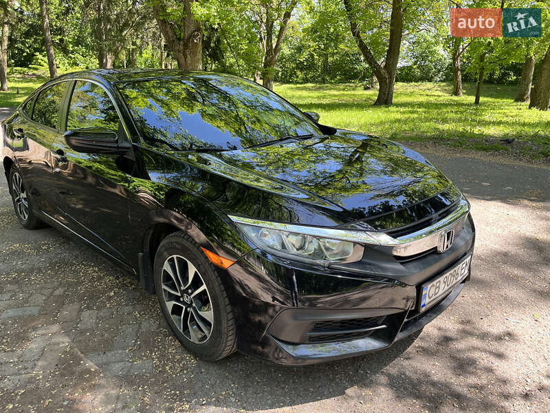 Седан Honda Civic 2018 в Чернігові
