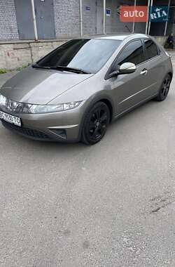 Хэтчбек Honda Civic 2007 в 