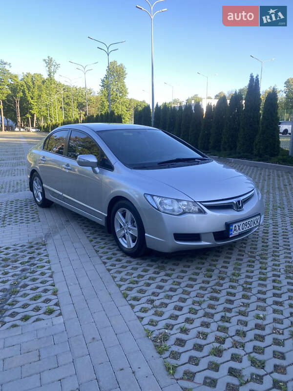 Седан Honda Civic 2008 в Харькове