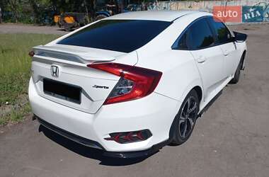 Седан Honda Civic 2019 в 
