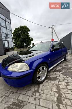 Хэтчбек Honda Civic 1996 в Здолбунове