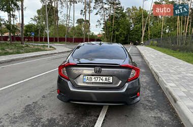 Седан Honda Civic 2017 в 