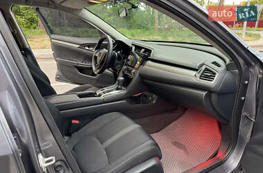 Седан Honda Civic 2017 в 