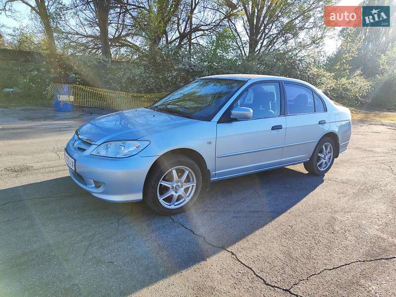 Седан Honda Civic 2004 в Запоріжжі