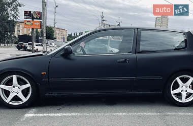 Хэтчбек Honda Civic 1995 в 