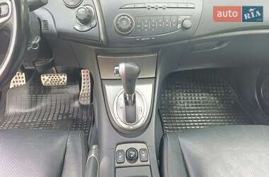 Хэтчбек Honda Civic 2010 в 