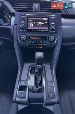 Хэтчбек Honda Civic 2019 в 