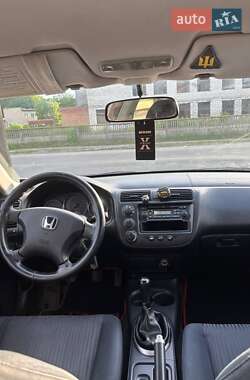 Седан Honda Civic 2005 в 