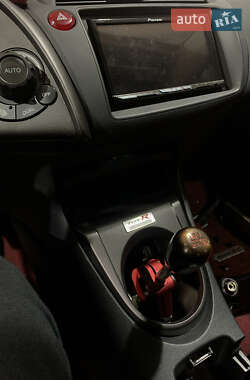 Хэтчбек Honda Civic 2008 в 