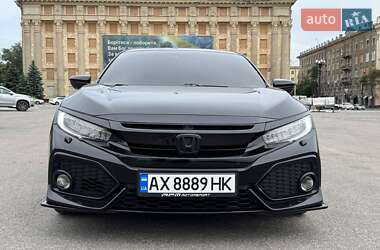 Хэтчбек Honda Civic 2018 в 