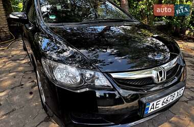 Седан Honda Civic 2010 в 