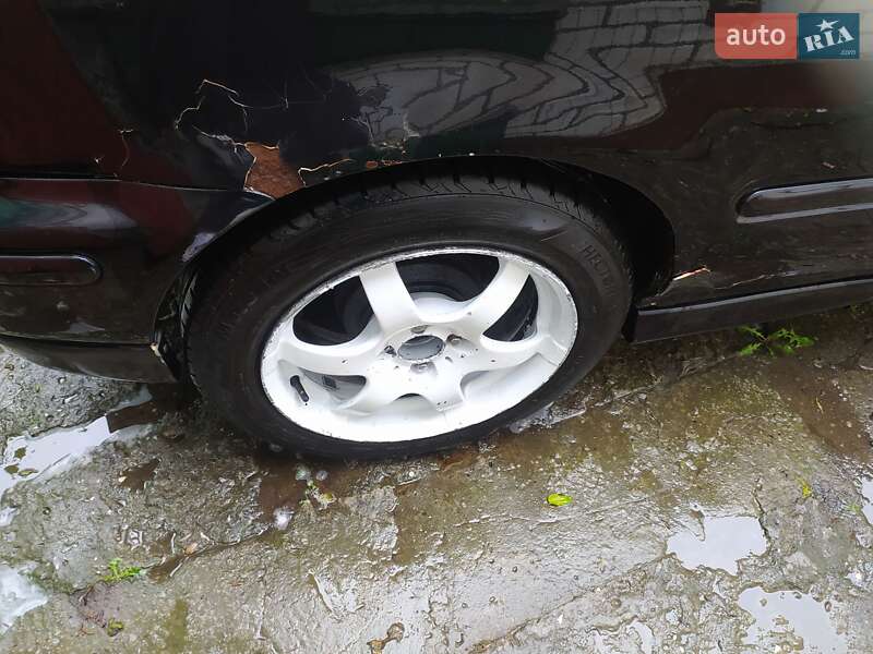 Хэтчбек Honda Civic 1996 в Одессе