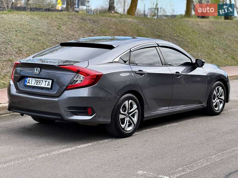 Седан Honda Civic 2016 в Києві