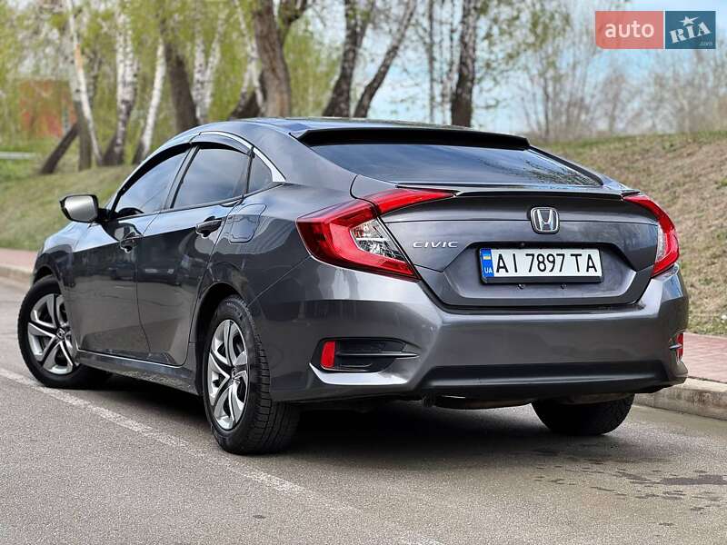 Седан Honda Civic 2016 в Києві